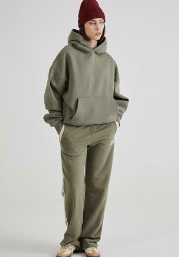 Пуловер с капюшоном