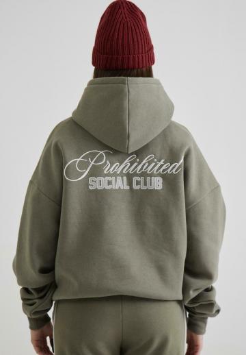 Пуловер с капюшоном