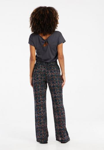 Прямые брюки