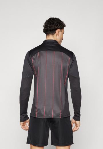 Спортивная форма