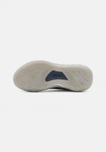 Баскетбольные кроссовки