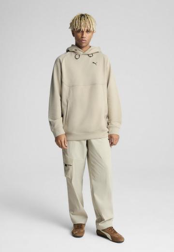 Брюки с накладными карманами