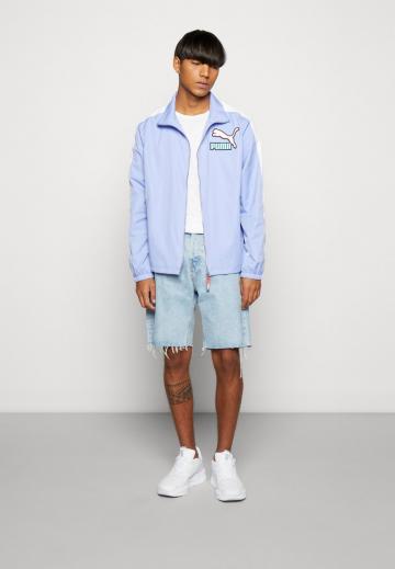 Спортивная куртка