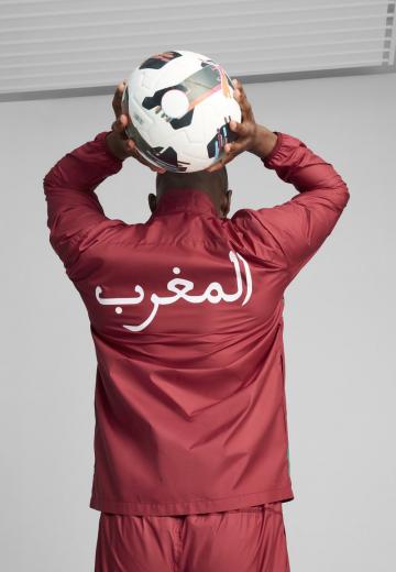 Спортивная куртка