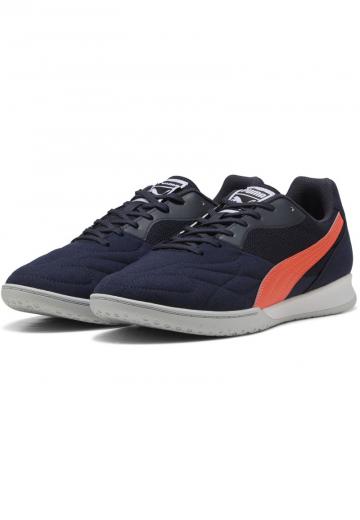 Футбольные бутсы