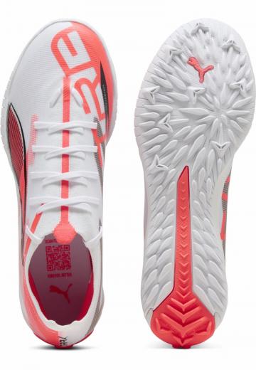 Футбольные бутсы