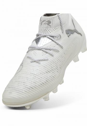 Футбольные бутсы