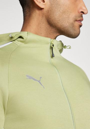 Спортивная кофта