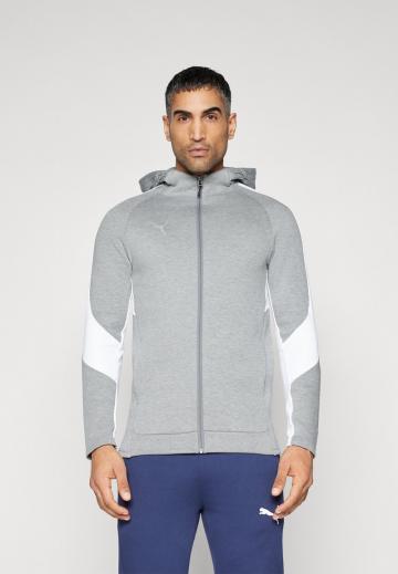 Спортивная кофта