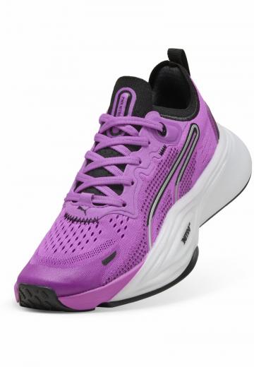 Тренировочные кроссовки