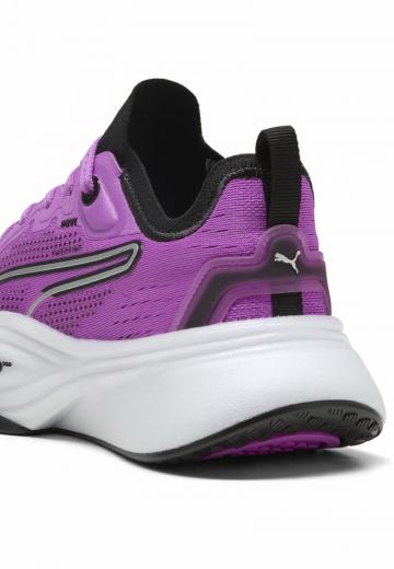 Тренировочные кроссовки