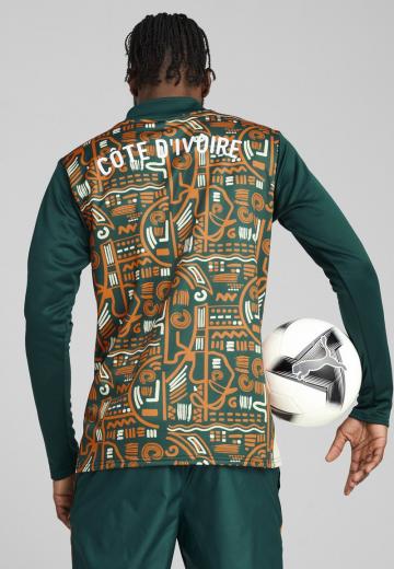 Спортивная кофта