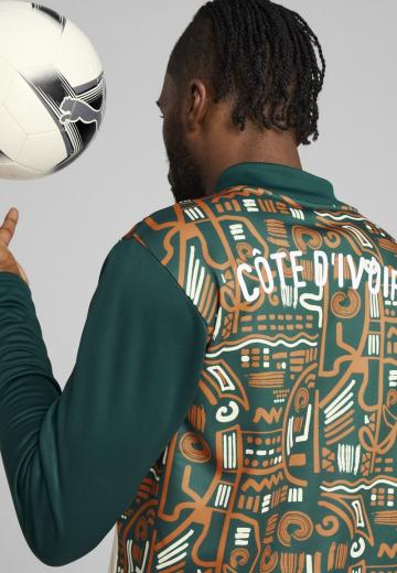 Спортивная кофта