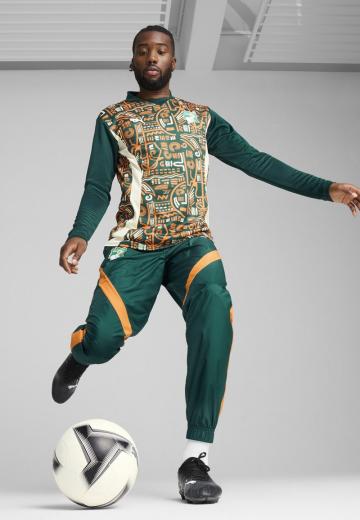 Спортивная кофта