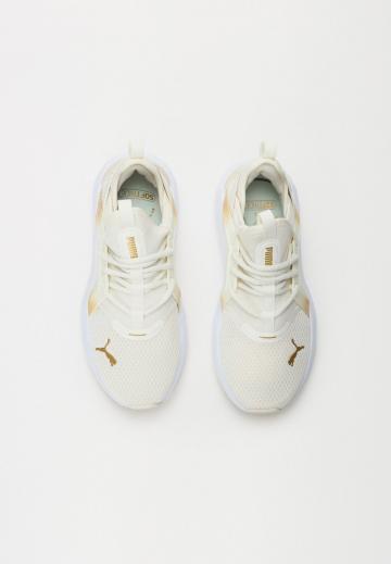 Тренировочные кроссовки