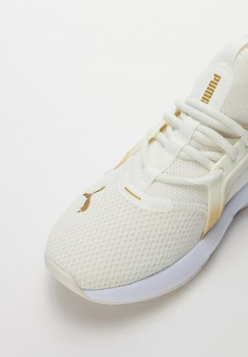 Тренировочные кроссовки