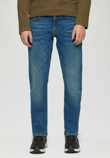 Узкие джинсы