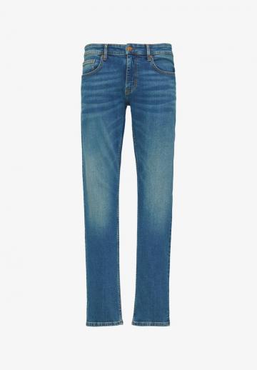 Узкие джинсы