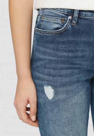 Узкие джинсы