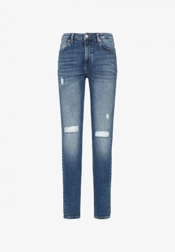 Узкие джинсы