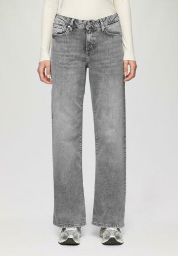 Клешеные джинсы
