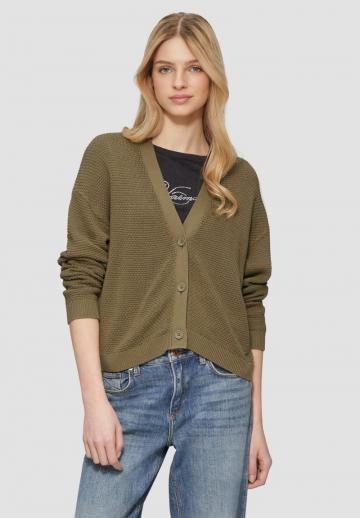 Вязаная кофта