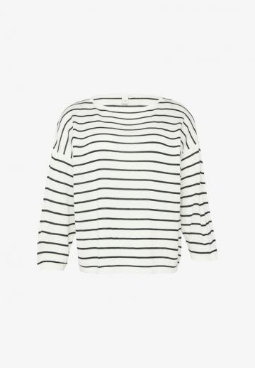 Пуловер с рукавом три четверти