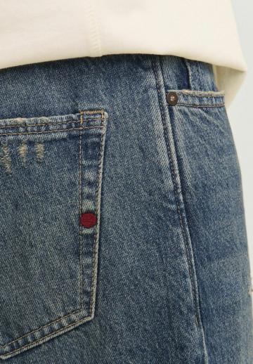 Прямые джинсы