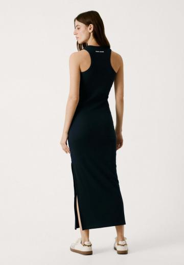 Вязаное платье