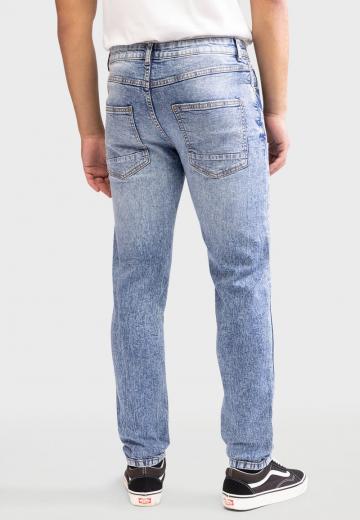 Узкие джинсы