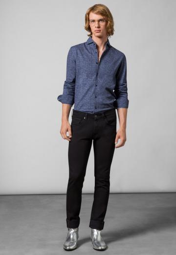 Узкие джинсы