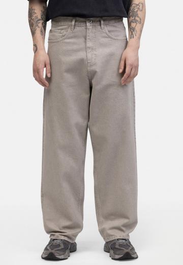 Свободные джинсы