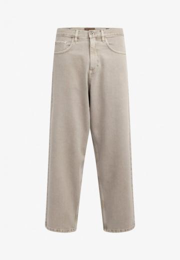 Свободные джинсы