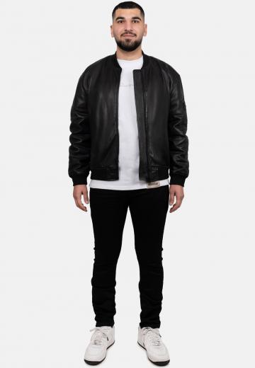 Куртка бомбер