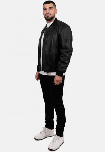 Куртка бомбер