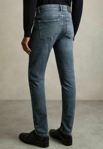 Узкие джинсы