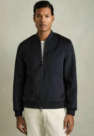 Куртка бомбер