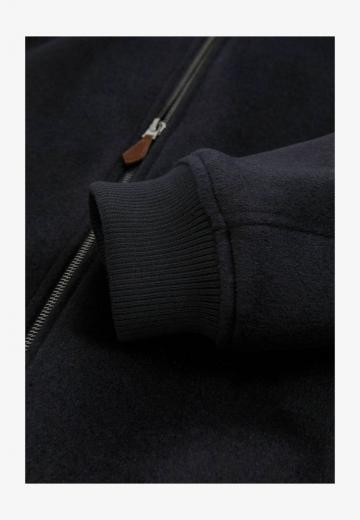 Куртка бомбер