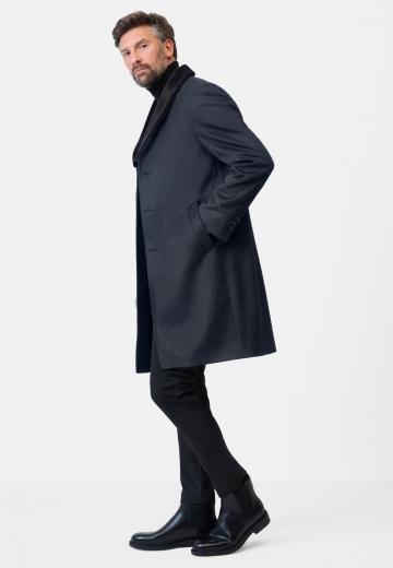 Короткое пальто