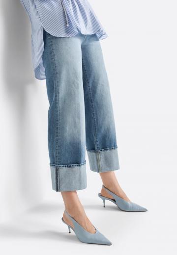 Короткие джинсы