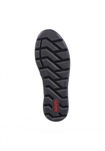 Зимние ботинки