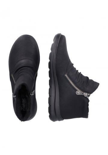 Зимние ботинки