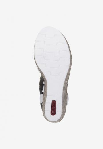 Босоножки на танкетке