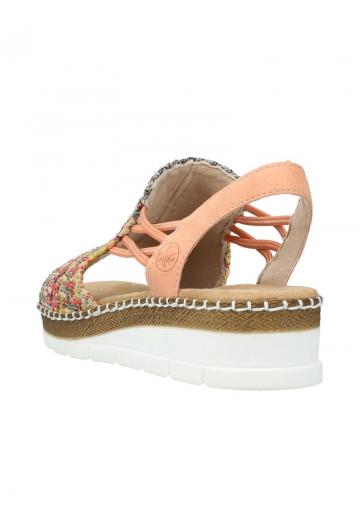 Босоножки на танкетке