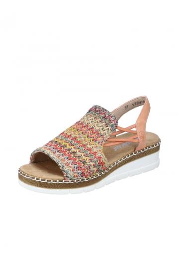 Босоножки на танкетке