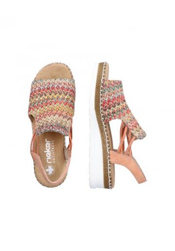 Босоножки на танкетке