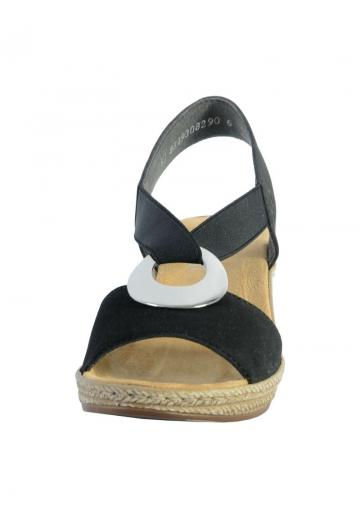 Босоножки на танкетке