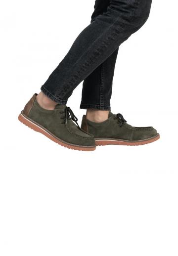 Ботинки на шнуровке