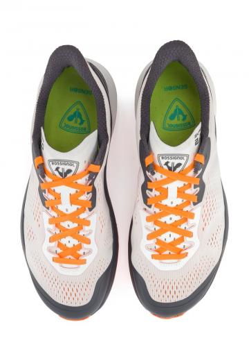 Беговые кроссовки