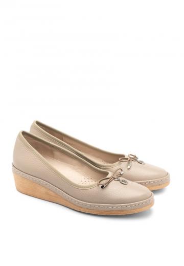 Туфли на танкетке